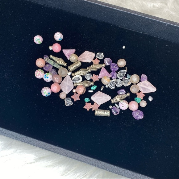 Mixed Lot Craft Jewelry Beads Round Quartz Metal Triangles Stars Pink Purple - Picture 1 of 9